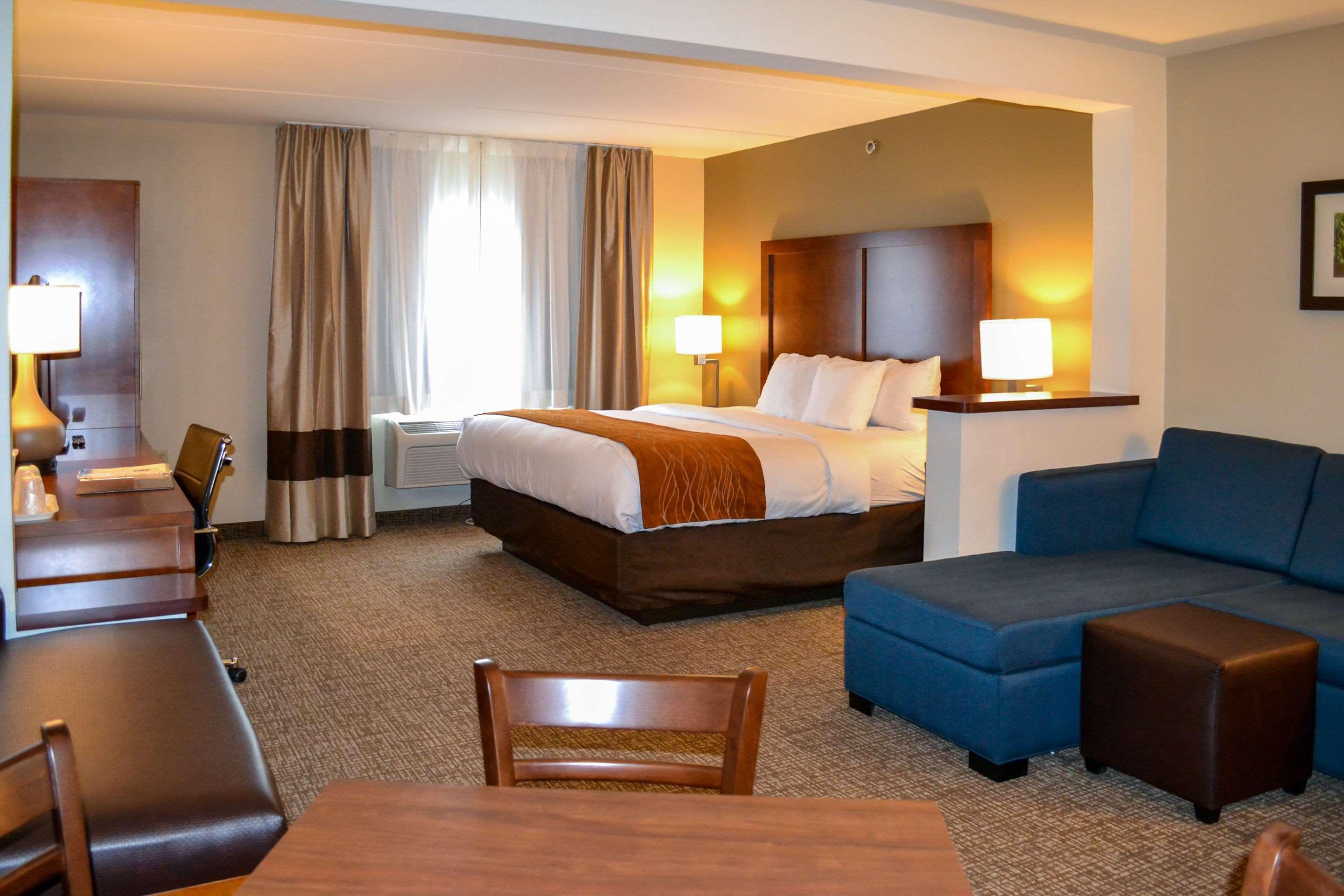 Hotel Comfort & Barre - Arena 2*
