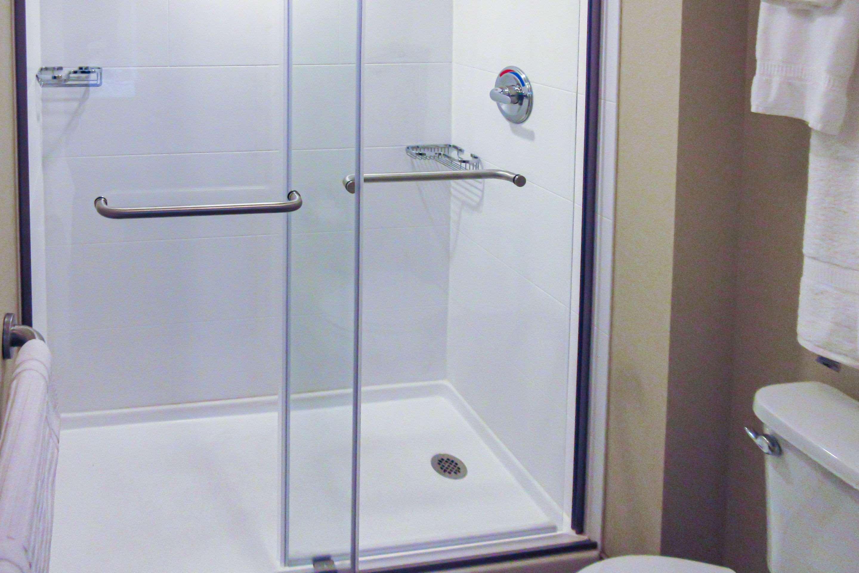 Comfort & Barre - Arena Hotel 2*